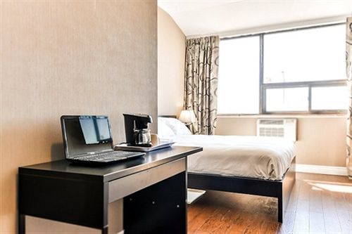 Nu Hotel Toronto Airport Mississauga Bagian luar foto