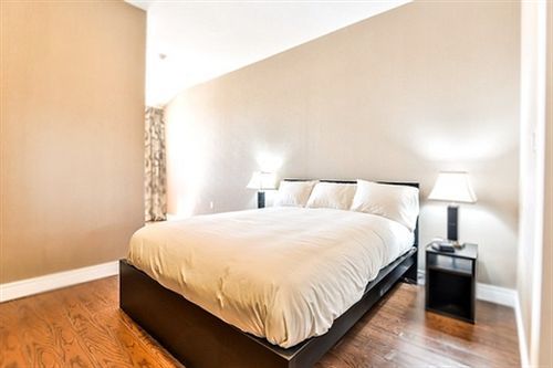 Nu Hotel Toronto Airport Mississauga Bagian luar foto