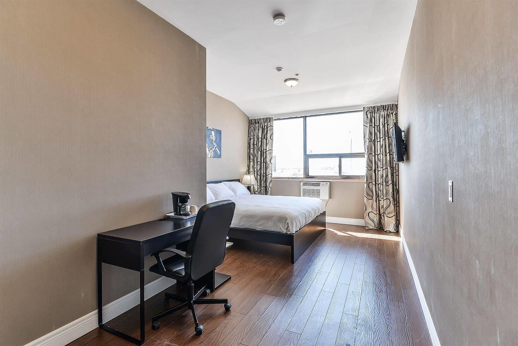 Nu Hotel Toronto Airport Mississauga Bagian luar foto